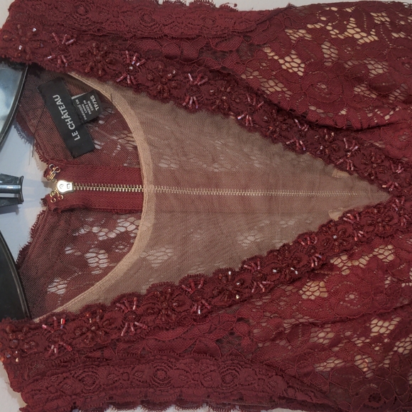 Le chateau Dress - Picture 3 of 3